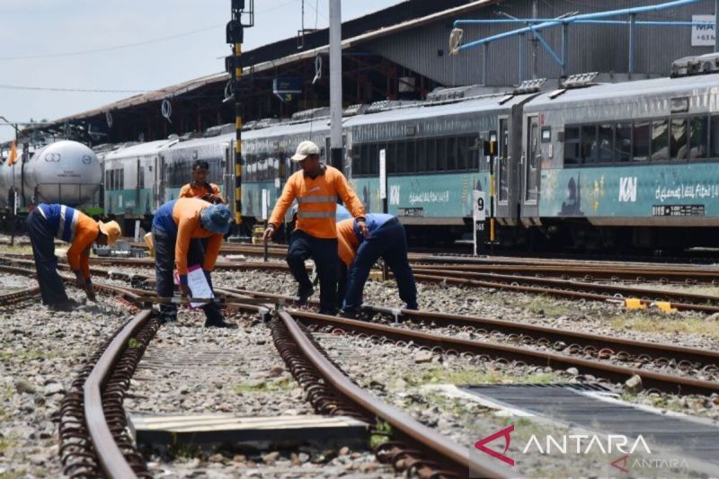 Holding BUMN perkeretaapian dinilai pertegas peran regulator-operator