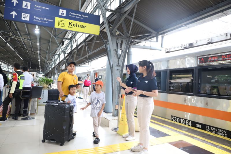 Selama Nataru, KAI Berangkatkan 2,5 Juta Penumpang: Ini 10 Stasiun Keberangkatan Tertinggi dan Relasi Terpadat