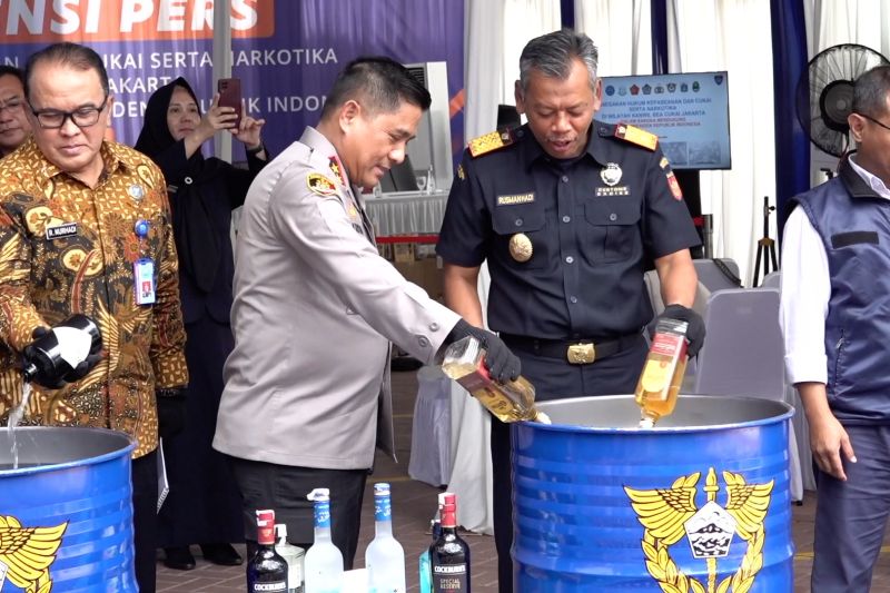 bea-cukai-jakarta-tindak-44-juta-rokok-ilegal-sepanjang-2024