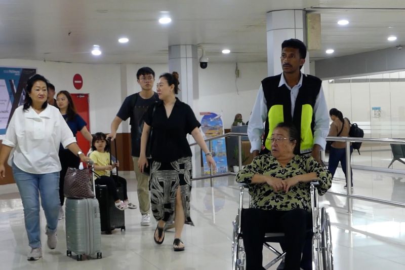 Libur natal-tahun baru, penumpang di Bandara Pattimura naik 14 persen