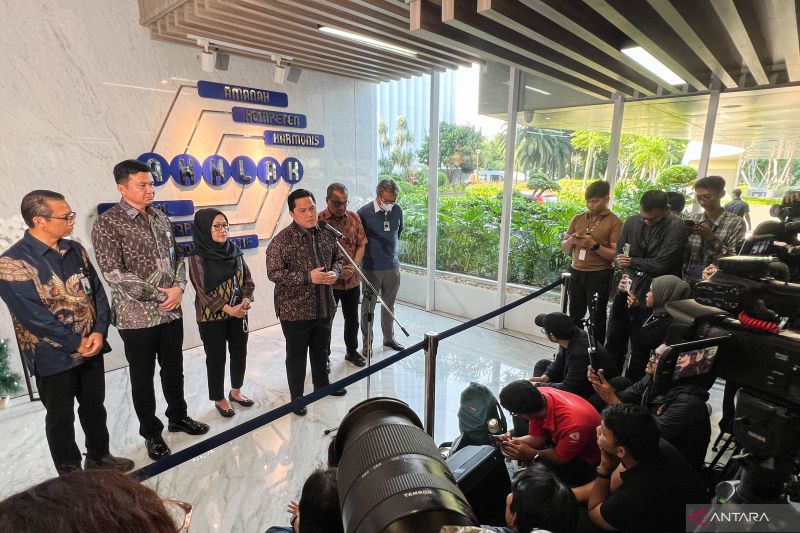 menteri-bumn-minta-injourney-airports-ciptakan-bandara-berdaya-saing