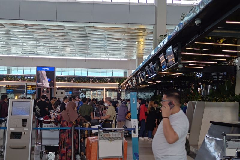 Jumlah penumpang pada H+1 tahun baru di Bandara Soetta 152.610 orang