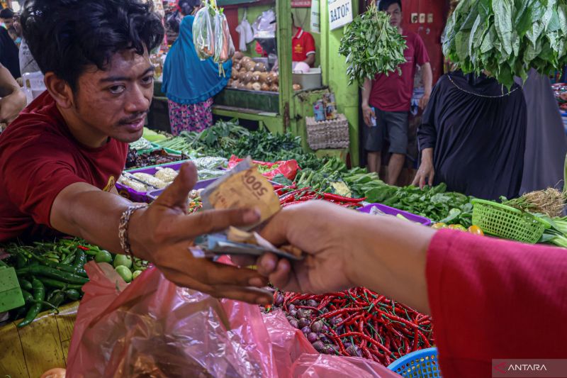 ekonom-ciptakan-lebih-banyak-lapangan-kerja-untuk-dongkrak-daya-beli