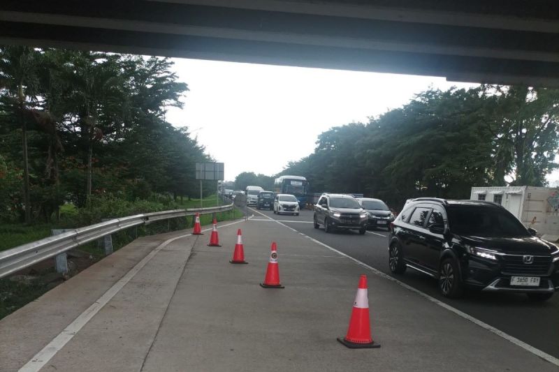 tol-jagorawi-arah-jakarta-diberlakukan-lawan-arah