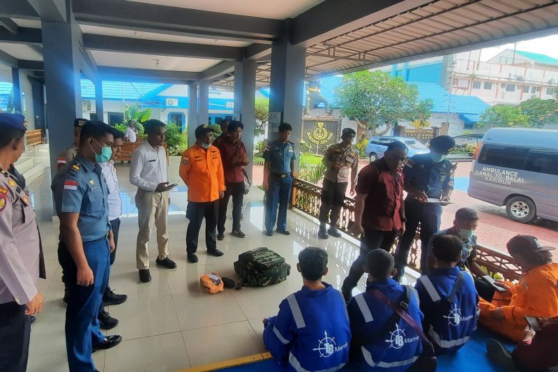 SAR gabungan cari tiga korban kapal tabrakan di perairan Karimun Kepri