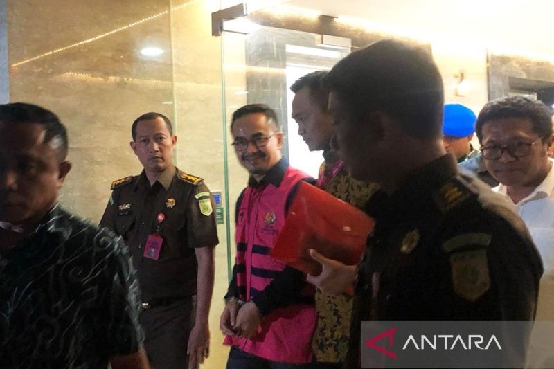 Kejati DKI Jakarta periksa Iwan Henry terkait korupsi di Disbud DKI