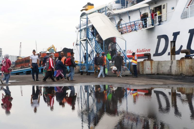 jumlah-penumpang-di-pelabuhan-semarang-pada-libur-akhir-2024-turun