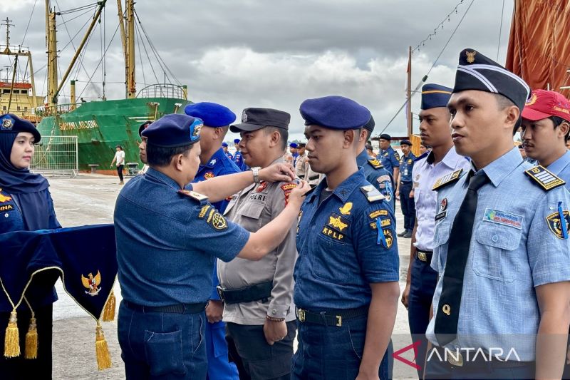 pelabuhan-banjarmasin-layani-22132-penumpang-libur-natal-tahun-baru