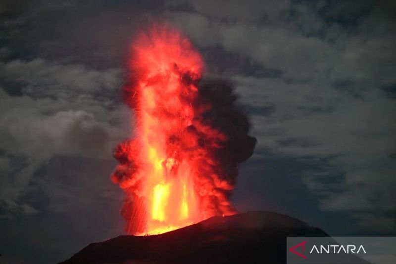 BNPB: Aktivitas vulkanik tiga gunung berapi jadi fokus siaga darurat