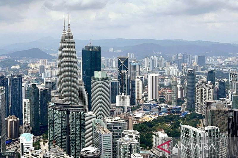 kurangi-10-persen-pegawai-petronas-jalani-transformasi-strategis