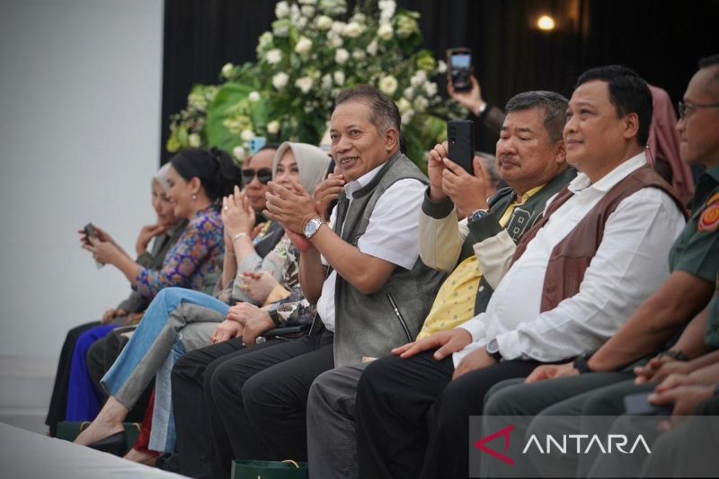 wamenkop-piazza-firenze-menjadi-wadah-branding-kerajinan-kulit-garut