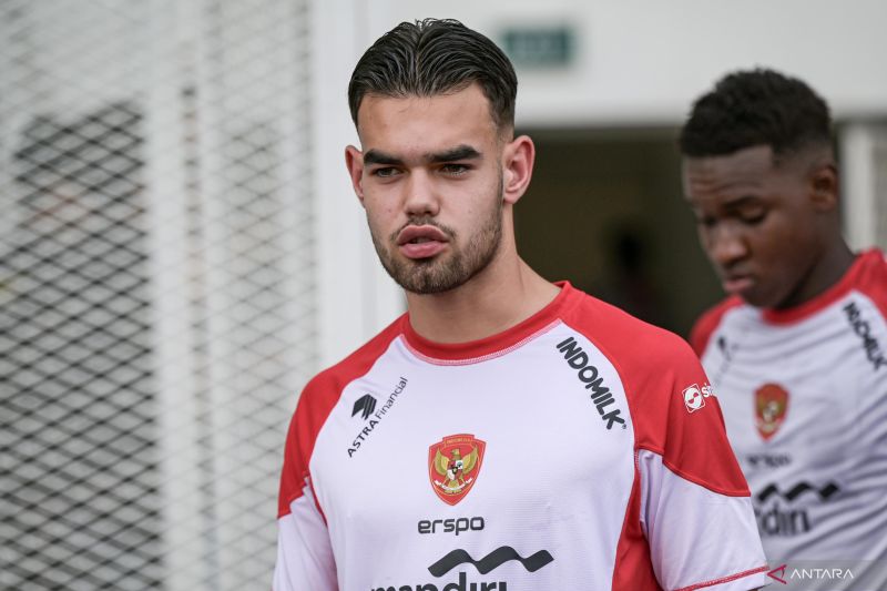 Jens Raven harus buktikan diri di Bali United, kata Vanenburg