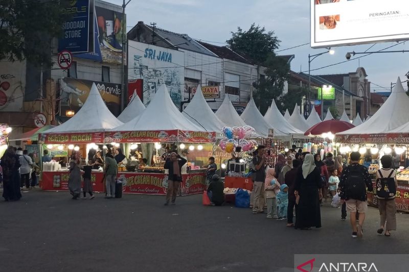 pemkab-kudus-sediakan-450-gerai-untuk-tradisi-pasar-dandangan