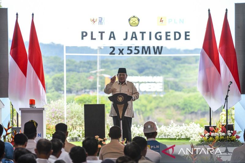 Prabowo sebut peresmian proyek kelistrikan 3,2 GW bagian kerja Jokowi 