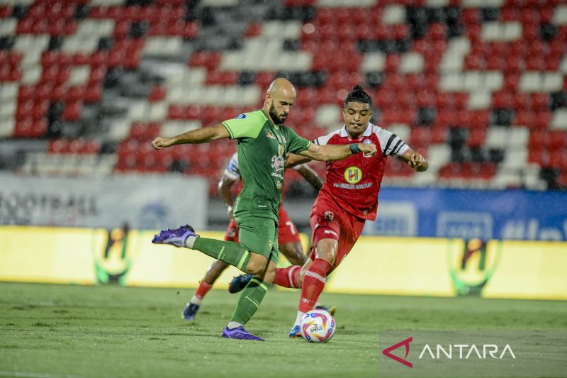 MATIAS MIER KEMAS TRIGOL, BARITO PUTERA LUMAT PERSEBAYA 3-0 JYT 3238