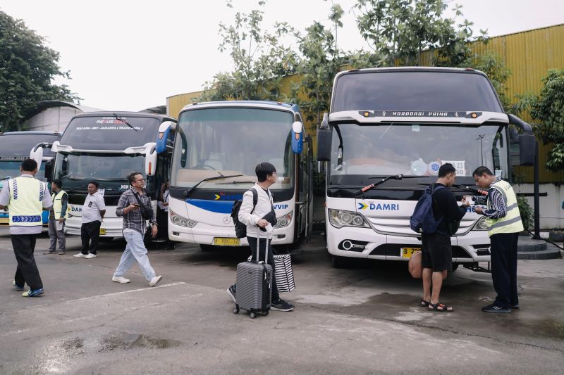 DAMRI layani 23.744 pelanggan pada momentum libur panjang 