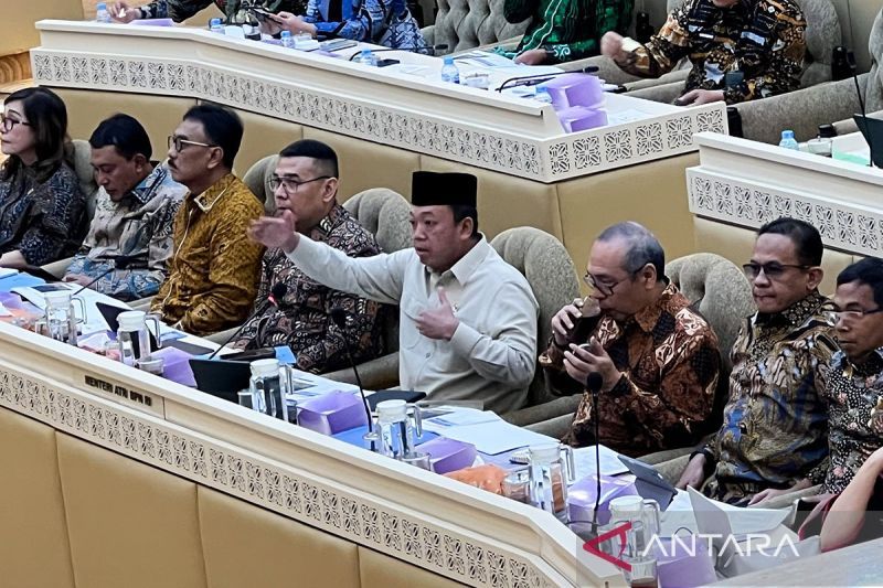 Menteri Nusron akui keterlibatan oknum ATR/BPN soal pagar laut Bekasi