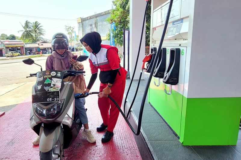 Cek harga BBM Pertamina per 1 Februari 2025 di seluruh SPBU Indonesia 