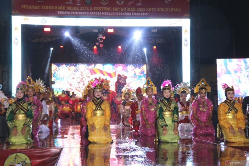 Festival Imlek dan Cap Go Meh Singkawang berperan tingkatkan PAD 