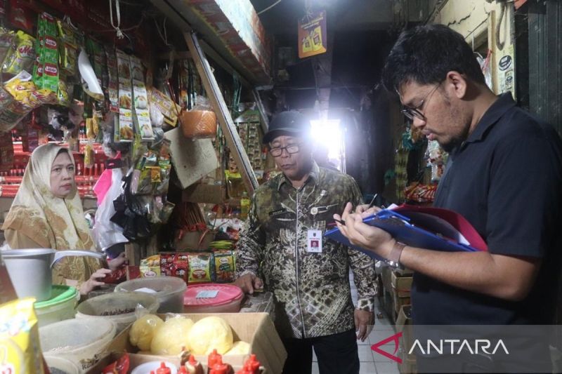 disdag-kalsel-gelar-pasar-murah-di-13-kabupatenkota