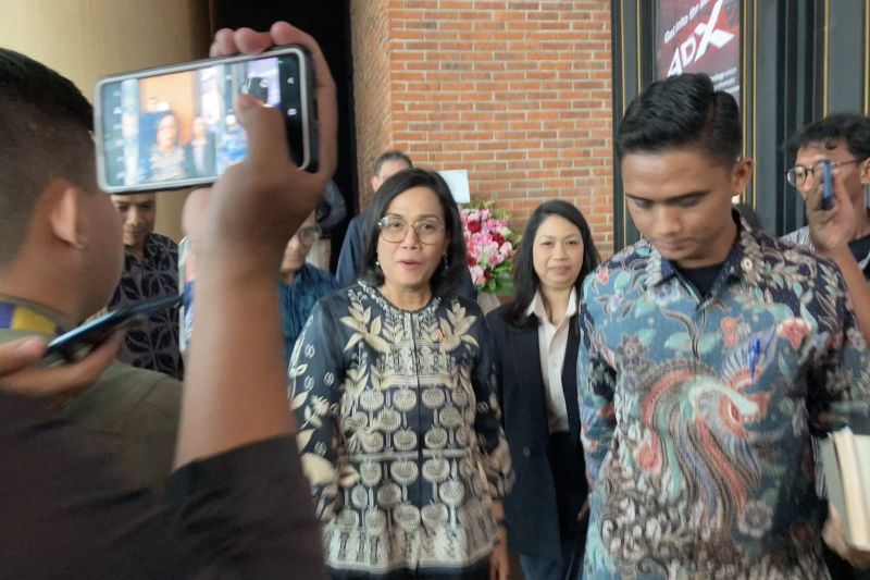 sri-mulyani-beri-sinyal-gaji-ke-13-dan-14-asn-tetap-cair