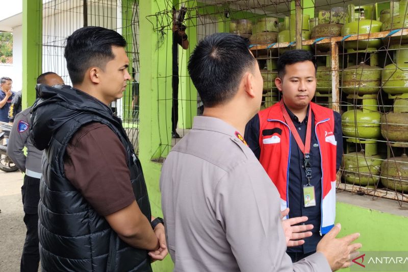 Pertamina keluarkan 100 sanksi terhadap agen LPG di Cianjur-Sukabumi 