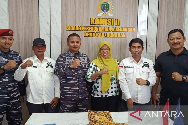 dprd-nunukan-gandeng-akademisi-kembangkan-potensi-rumput-laut