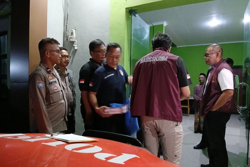 Bareskrim geledah kantor hingga rumah Kades Kohod Tangerang