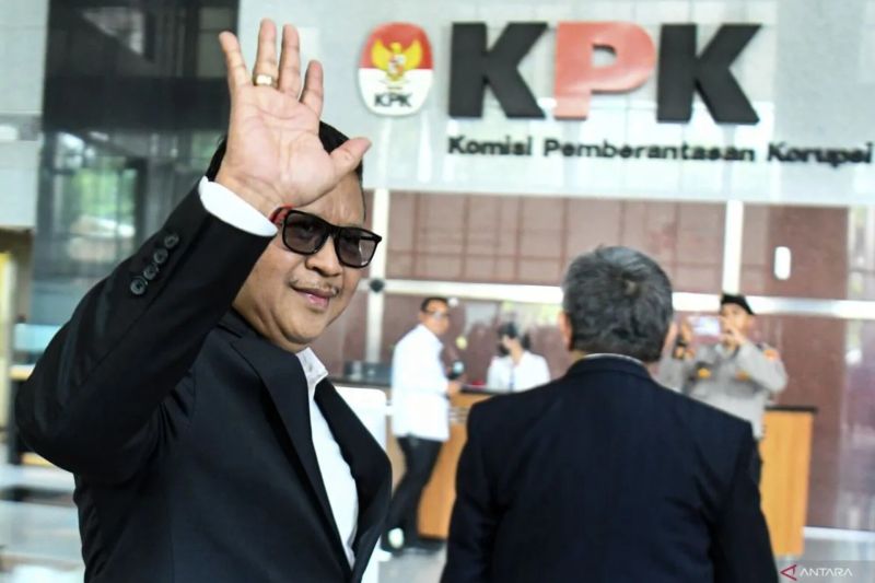 Tim Hasto Kristiyanto sebut bukti yang dibawa KPK cacat formil