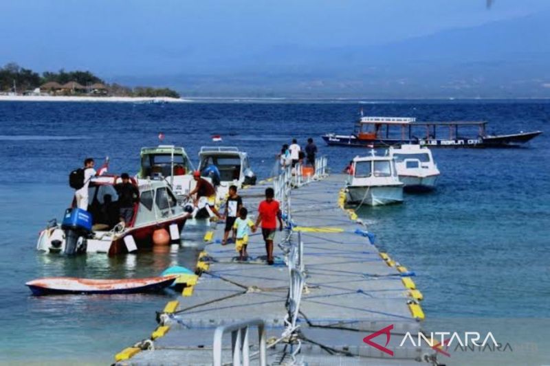 ntb-terima-penyerahan-pengelolaan-pelabuhan-gili-trawangan-dari-pusat