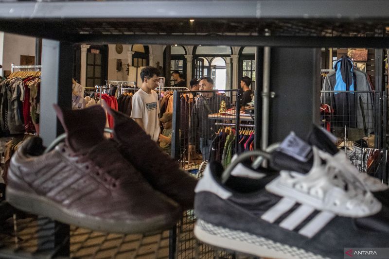 tren-thrift-preloved-cara-simple-tampil-keren-dan-ramah-lingkungan