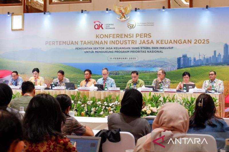 OJK sebut 17 unit usaha syariah asuransi “spin off” tahun ini 