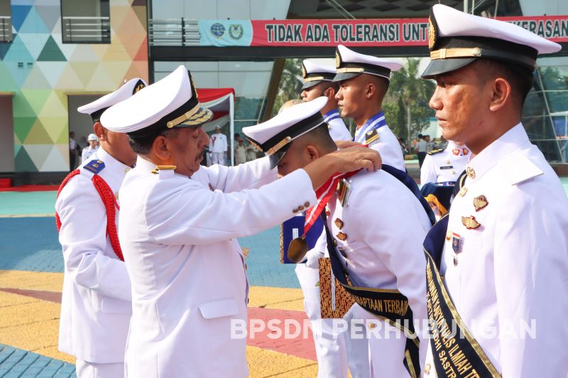 kemenhub-dorong-perwira-maritim-dukung-transformasi-energi-hijau