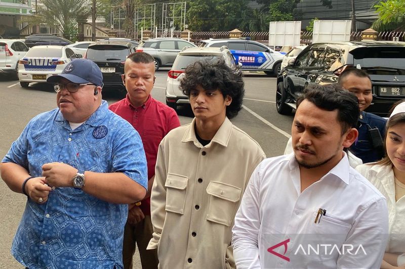 Vadel Badjideh jadi tersangka kasus persetubuhan anak Nikita Mirzani