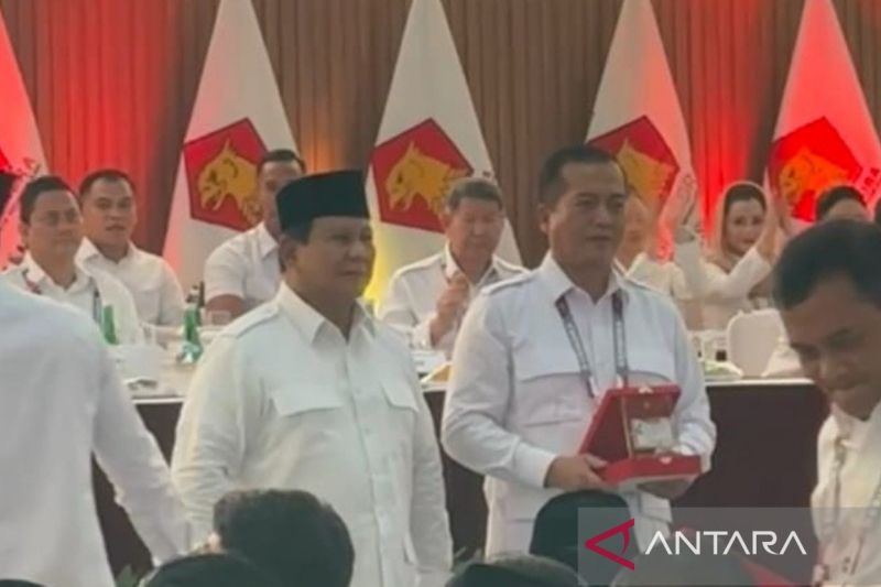 Anggota Kabinet Merah Putih hadiri HUT Ke-17 Gerindra