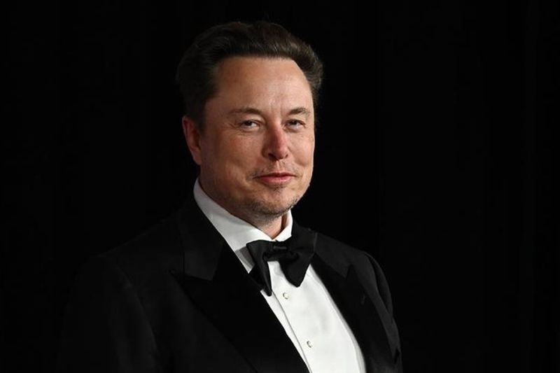 elon-musk-diwartakan-pecat-kepala-bagian-penjualan-tesla
