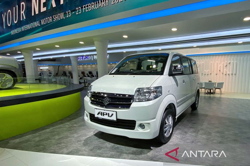 Suzuki pamerkan APV, siapa pembelinya? 