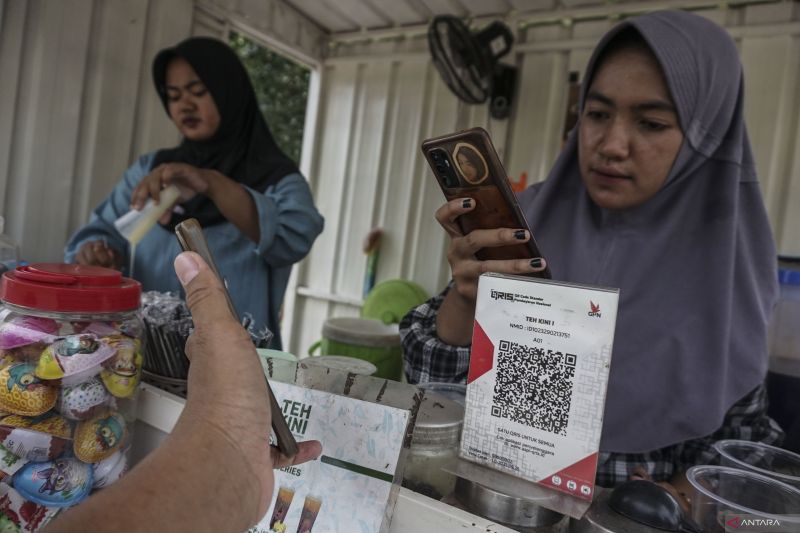 bank-indonesia-catat-transaksi-qris-rp8088-triliun-pada-januari-2025