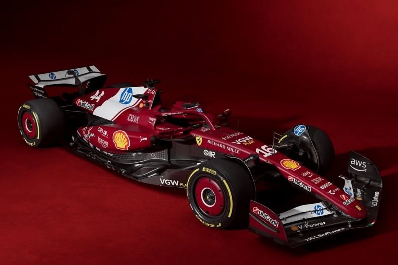 Hamilton beri dukungan ke Vasseur yang dirumorkan bakal didepak