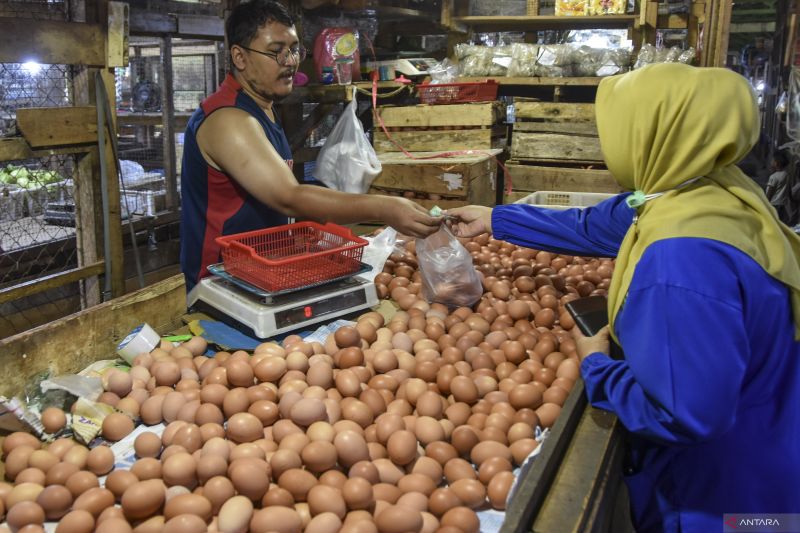 ekonom-sebut-ada-perubahan-tren-konsumsi-jelang-ramadhan-2025