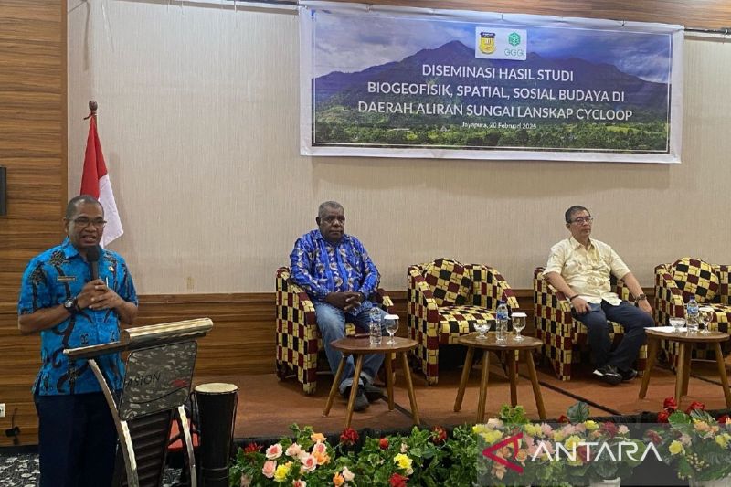 pemprov-papua-dorong-pemanfaatan-hutan-untuk-ekowisata