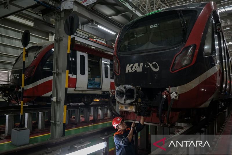 perawatan-rutin-kereta-lrt-jabodebek-di-depo-lrt-jatimulya-bekasi