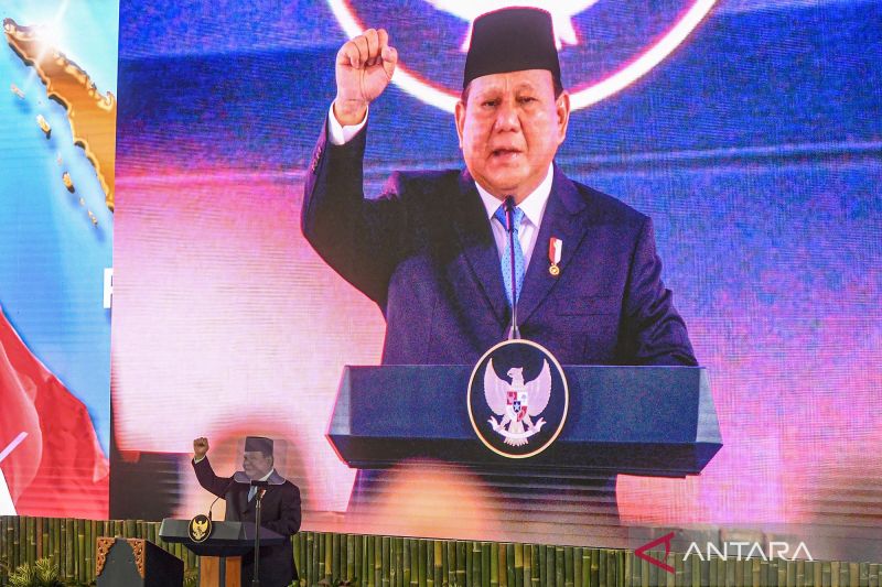 prabowo-tegaskan-danantara-harus-transparan-dan-bisa-diaudit-siapa-pun