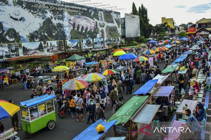 Ngabuburit dengan pacar, diperbolehkan atau melanggar syariat Islam?