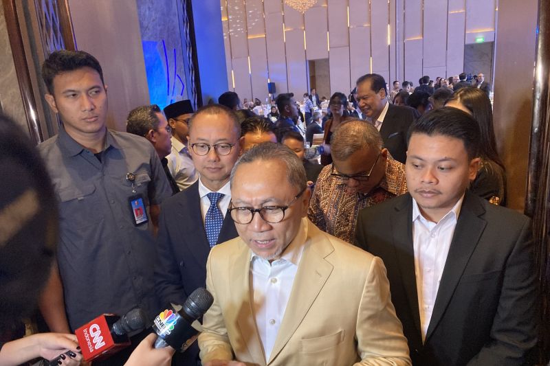 menko-zulhas-yakin-ri-tak-impor-beras-tahun-ini