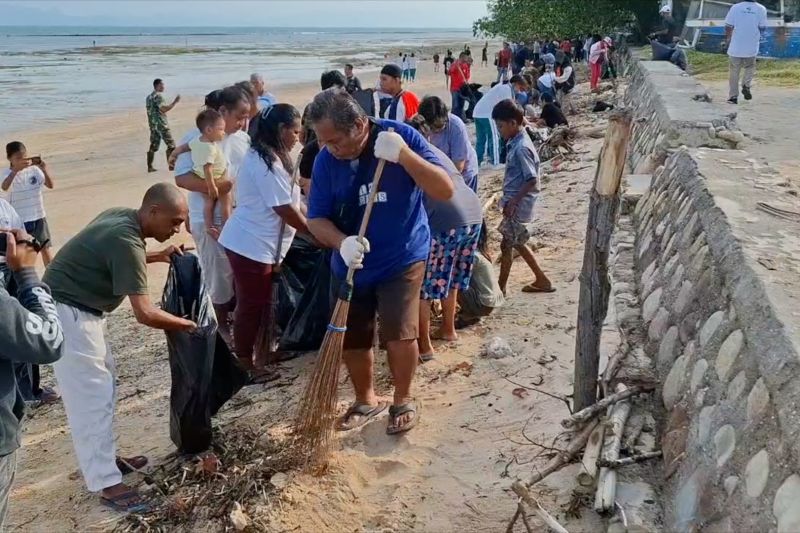 Alasan bersih-bersih pantai jadi kegiatan peringatan HPN di Kupang