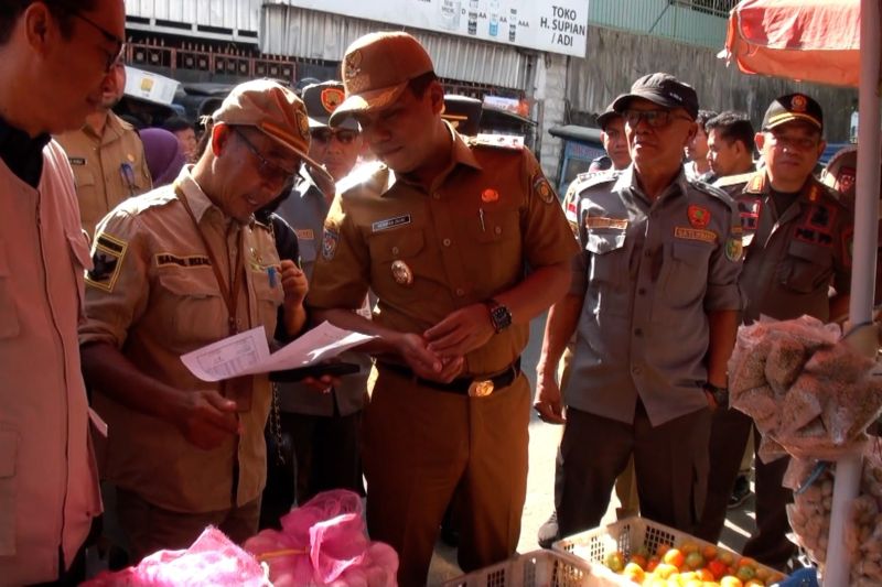 pemkot-palangka-raya-pastikan-kebutuhan-pokok-saat-ramadhan-tercukupi