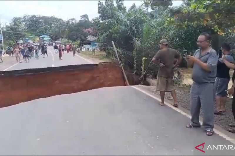 BPJN Jambi gerak cepat menangani Jalinsum Bungo putus