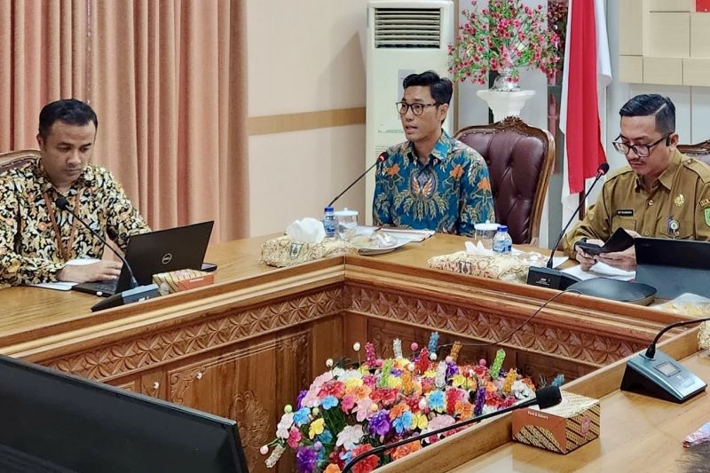 OJK Kepri gandeng Pemkab Natuna untuk percepat akses keuangan daerah