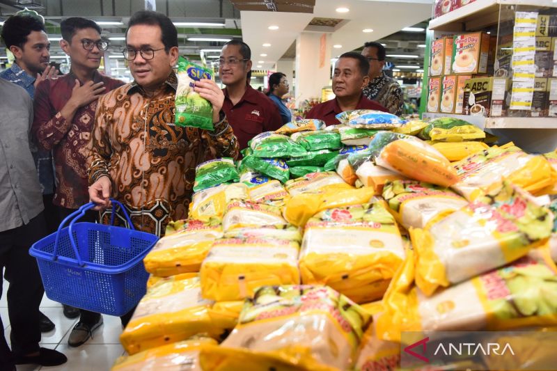 Mendag pastikan harga bahan pokok stabil di gerai ritel